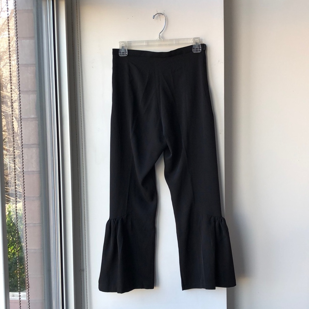 NWT Goldie Black Cropped Flare Hem Pants!